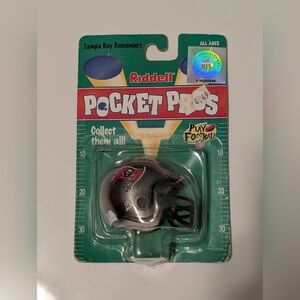 NFL Tampa Bay Buccaneers RIDDELL Pocket Pros Mini Football Helmet NFLP 1997